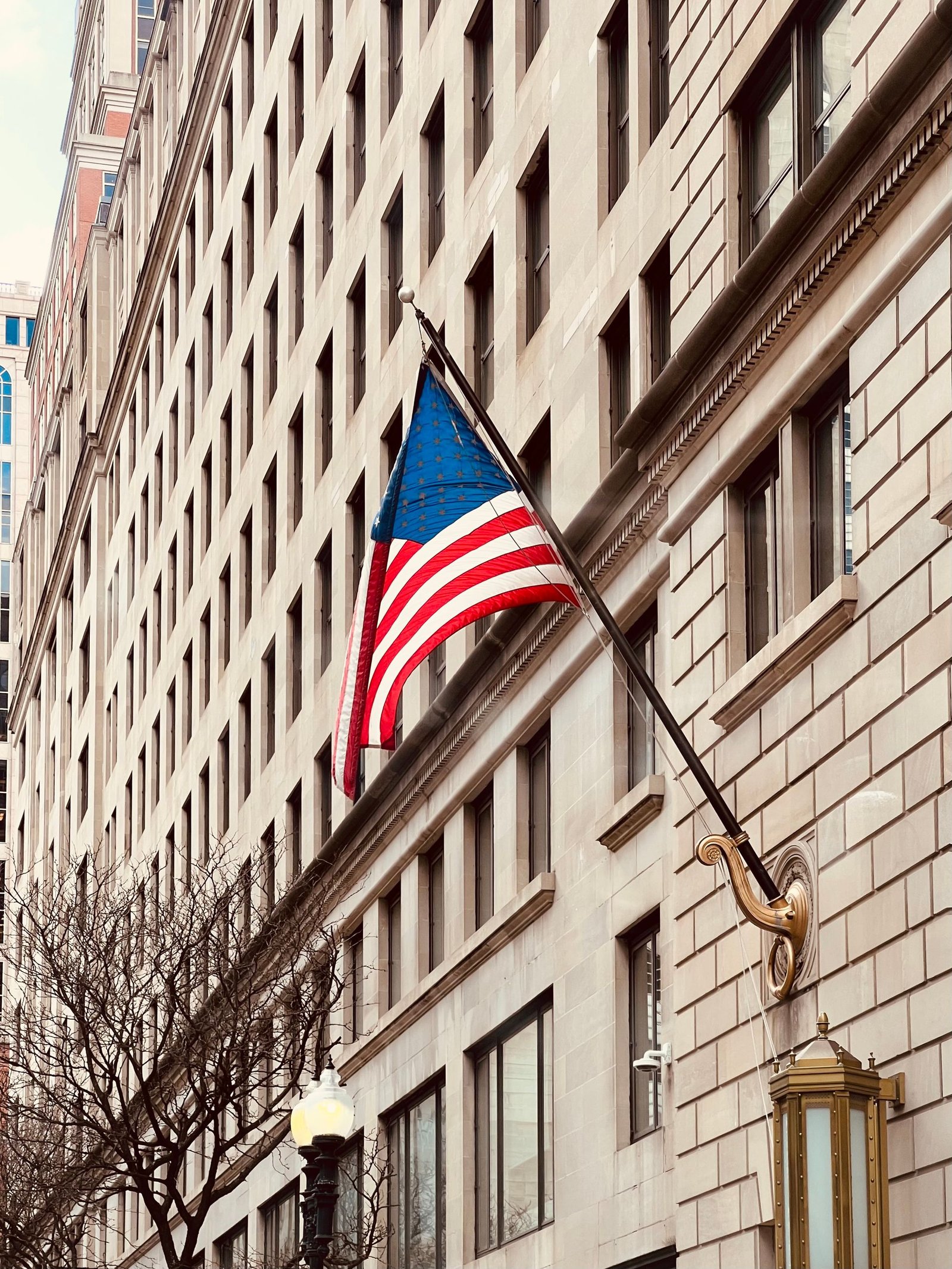 New Executive Order Directs Federal Agencies to Weigh Employer Layoffs in H-1B Visa Decisions